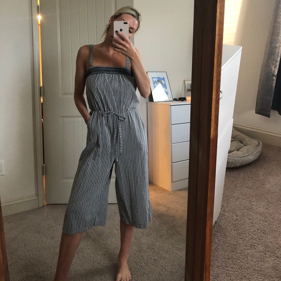 Jumper - Picture 2 of 3